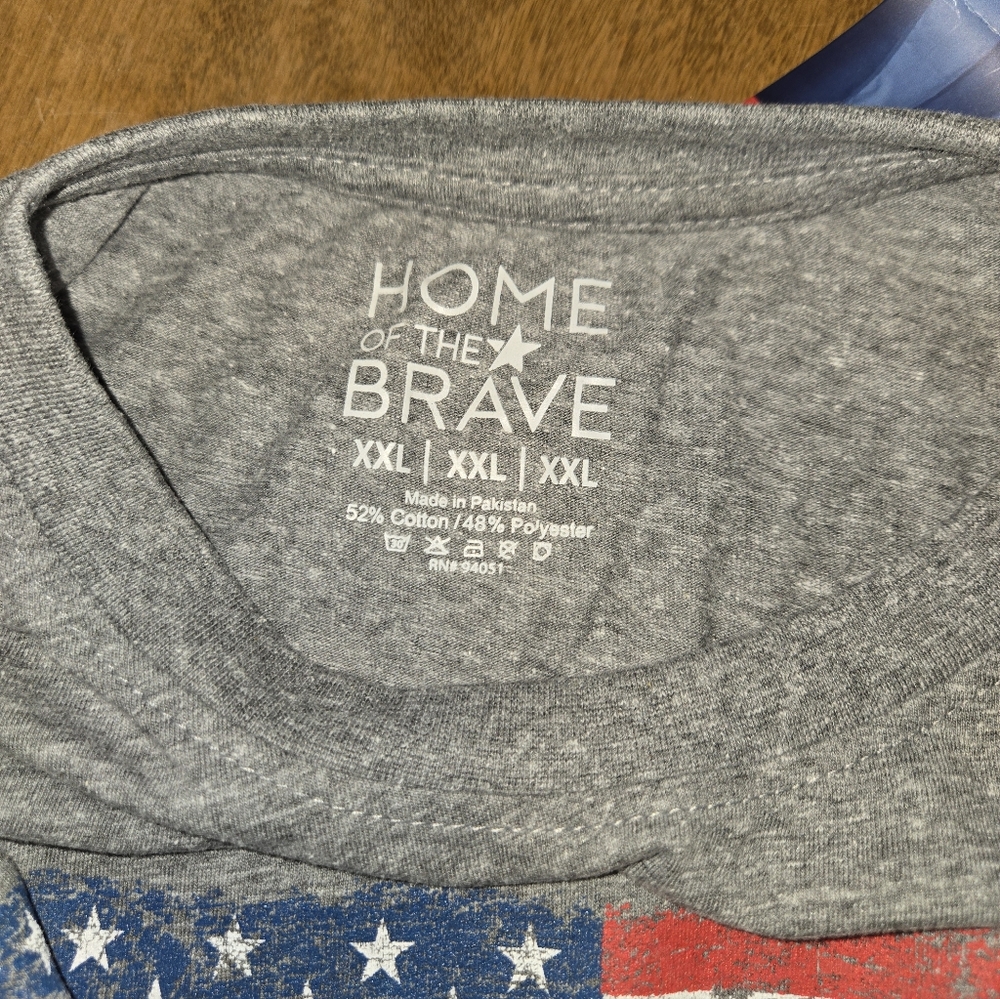 Home of The Brave USA Flag Graphic Gray T-Shirt Size 2XL - Picture 5 of 5